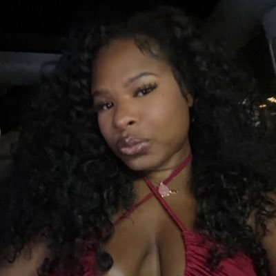 suprhotvirgo's profile picture. sexy sweet &' smart💖