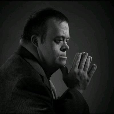 bamfordystambul's profile picture. Vivere est milltare✊