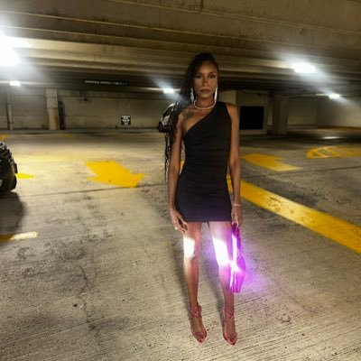 SupposedlyMe_'s profile picture. 🧜🏾‍♀️♓️