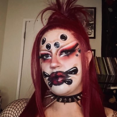 Thee_Jade_Kush's profile picture. 📍Los Angeles, CA 🕷️ The Arachnid Queen of LA🕷️ 🍃 Avid gardener 😉