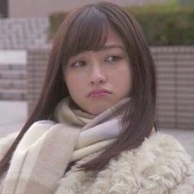 nikitalvsrin's profile picture. 18y. I feel everything and at the same time I feel nothing.