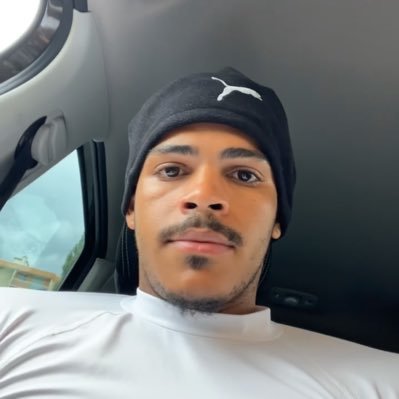 zssvrss's profile picture. 