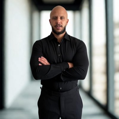 Hassanhamdan90's profile picture. COO @Avix_network - Empowering people, not institutions.