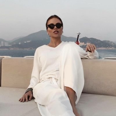 Sandi1452734's profile picture. | مدير الشركة | كن التغيير في العالم🌍📈