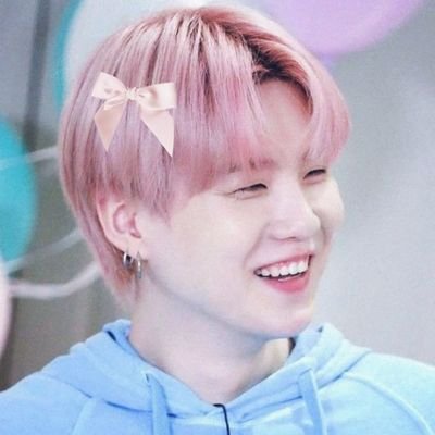 dudonadobinnie's profile picture. As long as you're here, I'll still see the light 💜