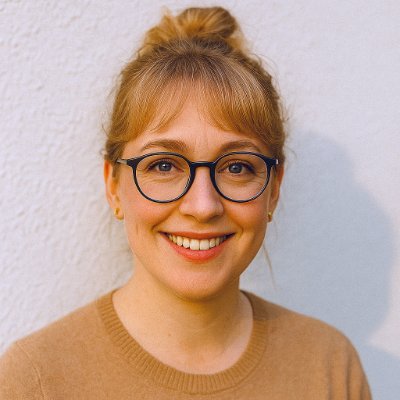 emilyr_townsend's profile picture. Rom-com writer. Reluctantly online. Firm believer love stories deserve good scenery & bad coffee
https://t.co/M7sDWohwpz
@meyeweigh_pub publish me