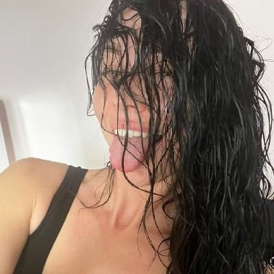 EvelynJade4011's profile picture. Me importa una puta mierda lo que pienses que soy