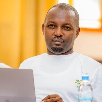PrudenceKwizer1's profile picture. University of Rwanda (UR)
School of Arts, Languages& Communication Studies (SALCs)
Department of Journalism and Communication  (JC)

Chief Editor/ Radio Salus