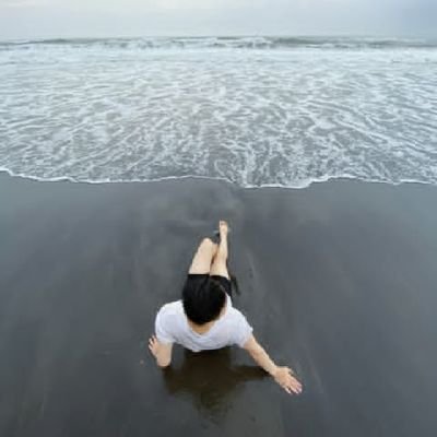 AriataDevi's profile picture.
