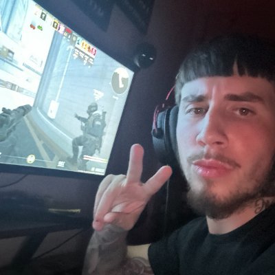 suave100x's profile picture. Crypto/Perp/Day-Trading

@suave100x on instagram
@suave100x on twitch 
@suave100x on youtube
