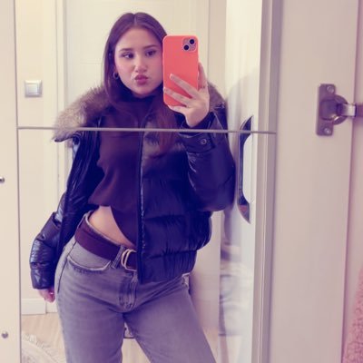 seevvooooo's profile picture. her şeyini kaybet neşeni asla!!!