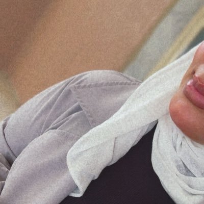 B38745629A's profile picture. «أنا أدري، ومن عرفني يدري أني فرصة -عُمر- ماني فرصة سعيدة» -✨✨