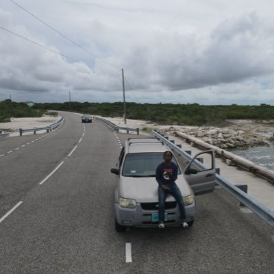 _IneYaBoy's profile picture. The only thing on the mind of a shark is; EAT. 🤫. - #LetThem • Kobe | | Chelsea | 3 Lions| Baltimore Ravens | Dodgers |
 •