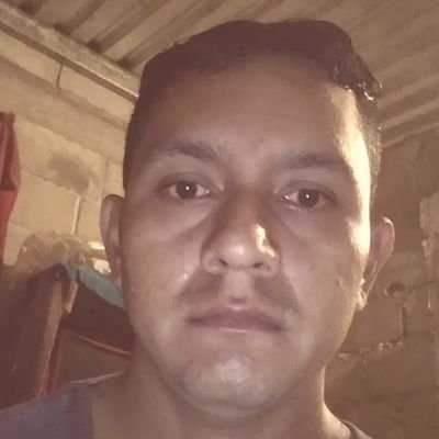 DenisGmezl64094's profile picture. 