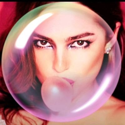 aquammarinne's profile picture. yuh