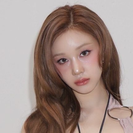 _toxictiti's profile picture. sabe tanta hipocrisia me cansa