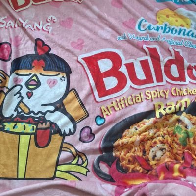 rachelguz's profile picture. Block me now if you voted for Trump, if you are anti transgender people,  if you are anti vaccine, etc. Also, BLACK LIVES MATTER AND PUNCH NAZIS. Thanks!