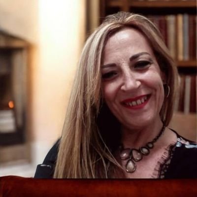 TuHuertoSano's profile picture. Cultiva en casa sin jardín. 🌱
Ideas fáciles, cosechas saludables y un hogar más verde.
Aquí empieza tu huerto sano.