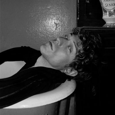 blvceleste's profile picture. priv di @iramaspace ;)                                                              ✨qui sono io senza filtri✨