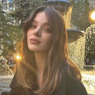 brownsinkz's profile picture. - 𝚝𝚑𝚎 𝚑𝚞𝚗𝚐𝚎𝚛 𝚐𝚊𝚖𝚎𝚜 (2012)