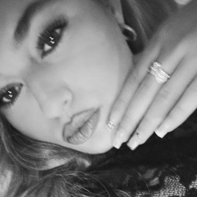 al4ciaa's profile picture. wsh la twittereri eh la vérité je comprend rien sur twitter je fais tb