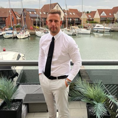 orme18's profile picture. 30