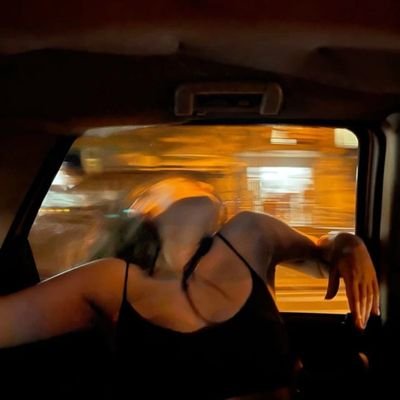 ssiyahsolmazz's profile picture. 