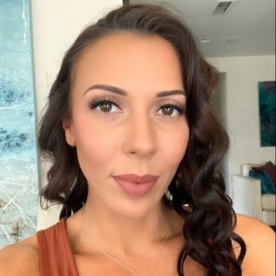 SamReigns75999's profile picture. Apprentice stylist | Aspiring beauty salon owner & empire builder | Passionate about beauty & dreaming big 💫 #BeautyBoss #SalonGoals