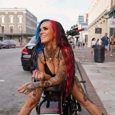 honeybee00413's profile picture. Real life beekeeper |
Motorcycles |
Lego