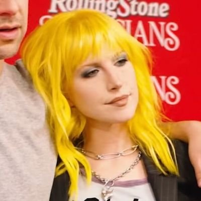 mjstacyparker's profile picture. turns out i'm living in a horror film where i'm both the killer and the final girl