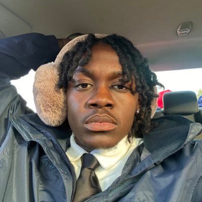 imissgortle's profile picture. ¡23! 🕊️idk what my name means either i make art but im in my time skip vibe rn 😔