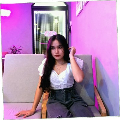 DavisOliva88170's profile picture. 396. Food is my favorite kind of sunrise.