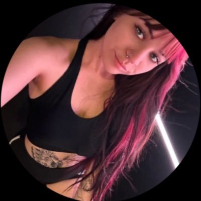 dianabecky141's profile picture. 28 | very bi alt @thatonehonagurl see more and chat with me here