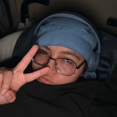 23Jlopz's profile picture. wlw