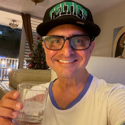 CaribSaint's profile picture. Hodgkins survivor. Attorney.  “To live life with honor, and without regret.” #RepBx #CelticPride☘️ #Saints. “Such is life in the Tropics”🇵🇷🇺🇸