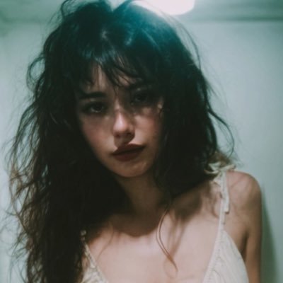 boob4i's profile picture. using art to stimulate