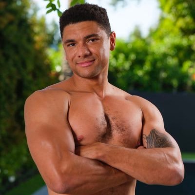 stone_banks447's profile picture. 🌈