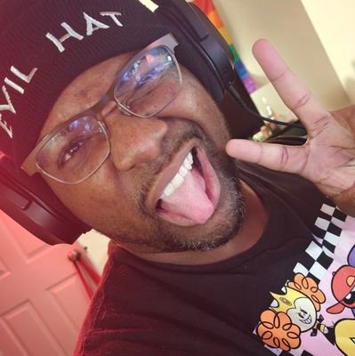 lightskinoreos's profile picture. 32. he/him. gay af. a burner and buddie stan account. award winning shit talker....choose your battles smartly.