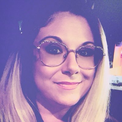 NicoleLambmn's profile picture. 