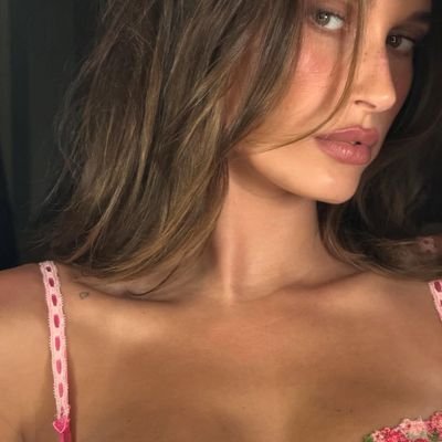 hwgtalk's profile picture. stray kds, hailey b, minjeong and kos. 🩷💙💜