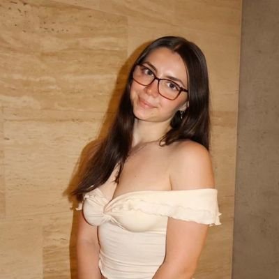 _Maud_ROBERT_'s profile picture. 🇱🇷