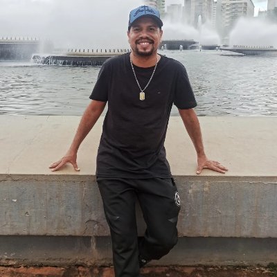 melquisoueu's profile picture. Perfil Pessoal
📰 Jornalista
👬
🐕 Pai de PET
🚀Life Style/Desabafos/Rotinas e etc, falo de tudo e mais um pouco e agora com toda a acidez necessária.