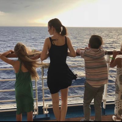 Gamaralii's profile picture. 25 🏳️‍🌈 AUSTRIA #f.juliie proud to be gay