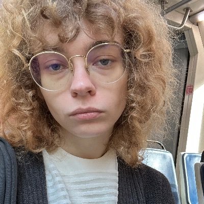 shades_of_soph's profile picture. every day we stray further and further