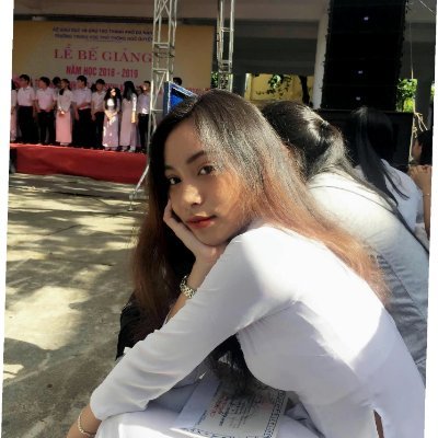 ABurton53562's profile picture. I’m not weird, I’m just a limited edition. 🦄✨