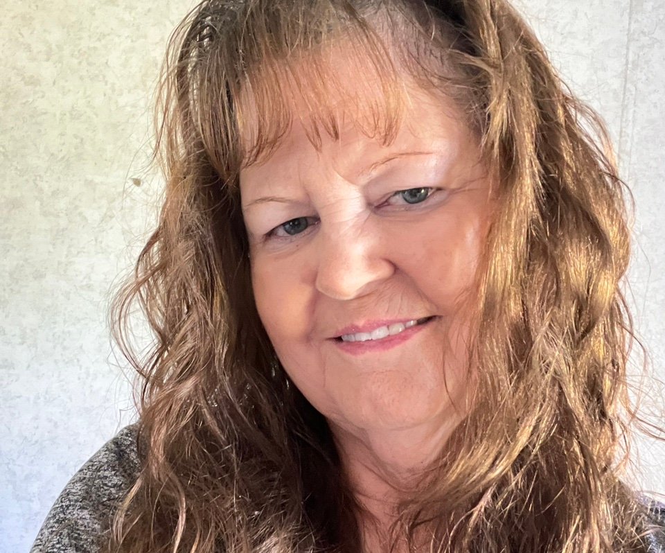 MaryCoffeyN's profile picture. I’m not one in a million  I’m once in a lifetime hiking warm weather God family country