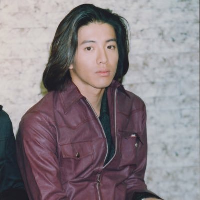 uqyxurzSbgGyODa's profile picture. '02