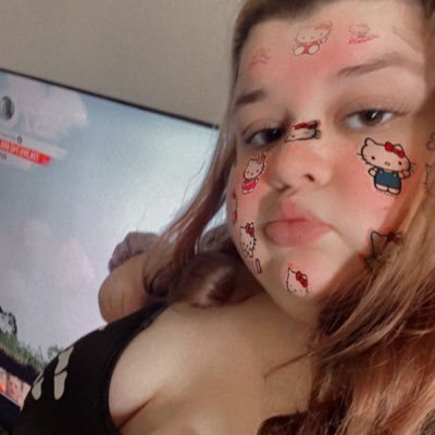 theyluvv_catt's profile picture. 21🎀. Tony 🥰💍 ( 12•26•22). cat momma of 2 🐾. Italian 🥴. West Virginia 📍.