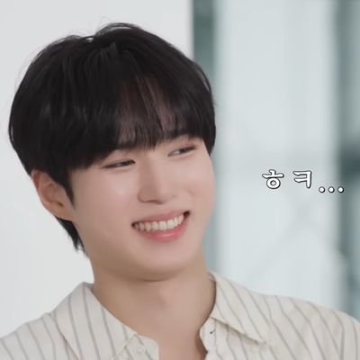 liberarara's profile picture. 준서의 과거현재미래 모두 응원해🤍🫧                                                                                    성인콩프🦊 #김준서 #ALD1 #WEi