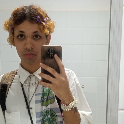 ryuukudiabo's profile picture. @prod.ryuuku no insta
faço rap d gente esquisita